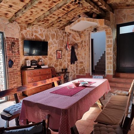 Apartmani Marija Kolan Bagian luar foto
