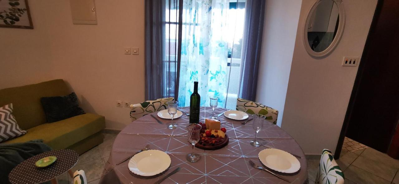 Apartmani Marija Kolan Bagian luar foto