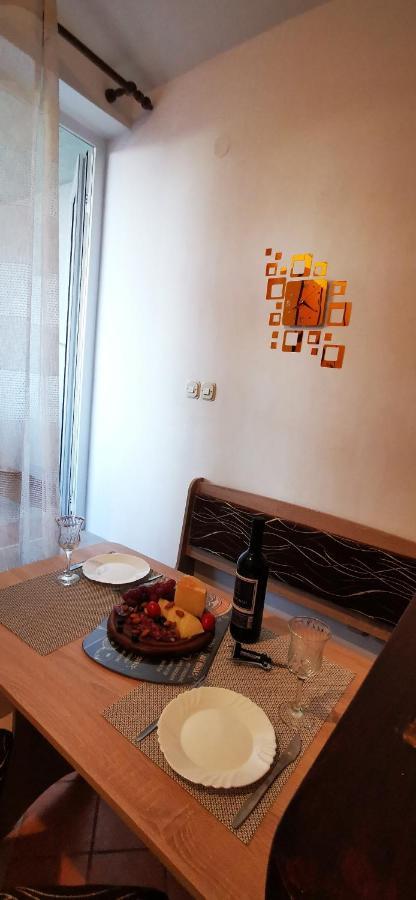 Apartmani Marija Kolan Bagian luar foto
