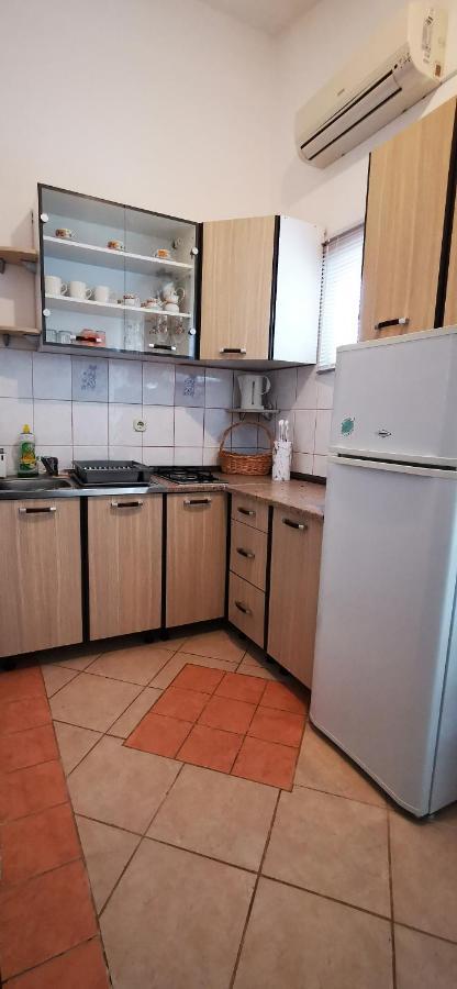 Apartmani Marija Kolan Bagian luar foto
