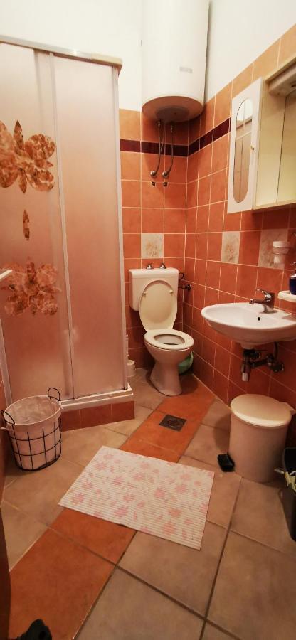 Apartmani Marija Kolan Bagian luar foto