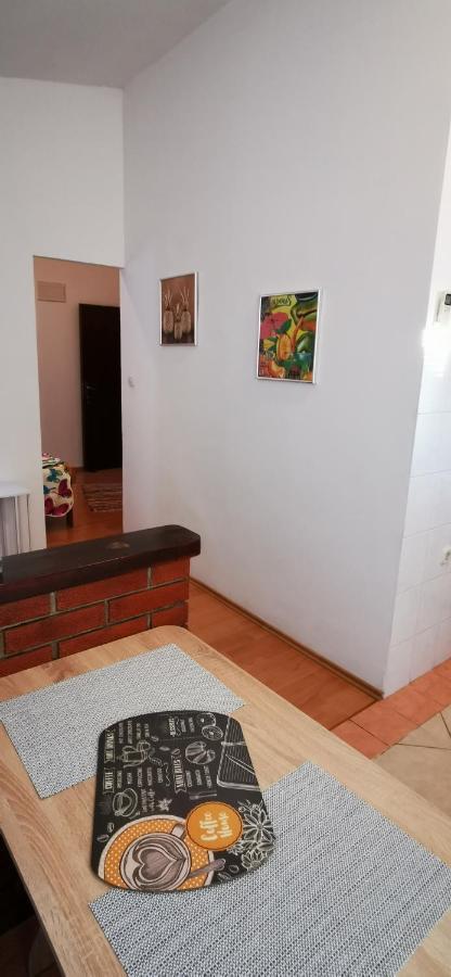 Apartmani Marija Kolan Bagian luar foto