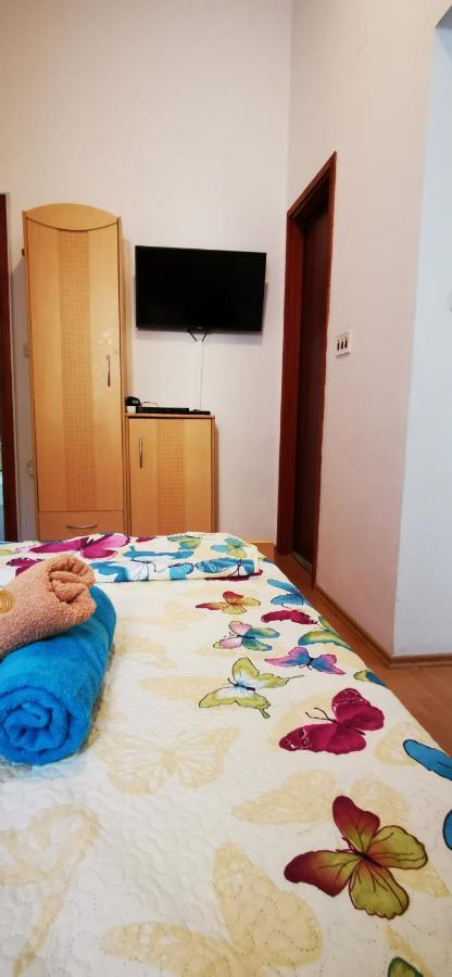 Apartmani Marija Kolan Bagian luar foto