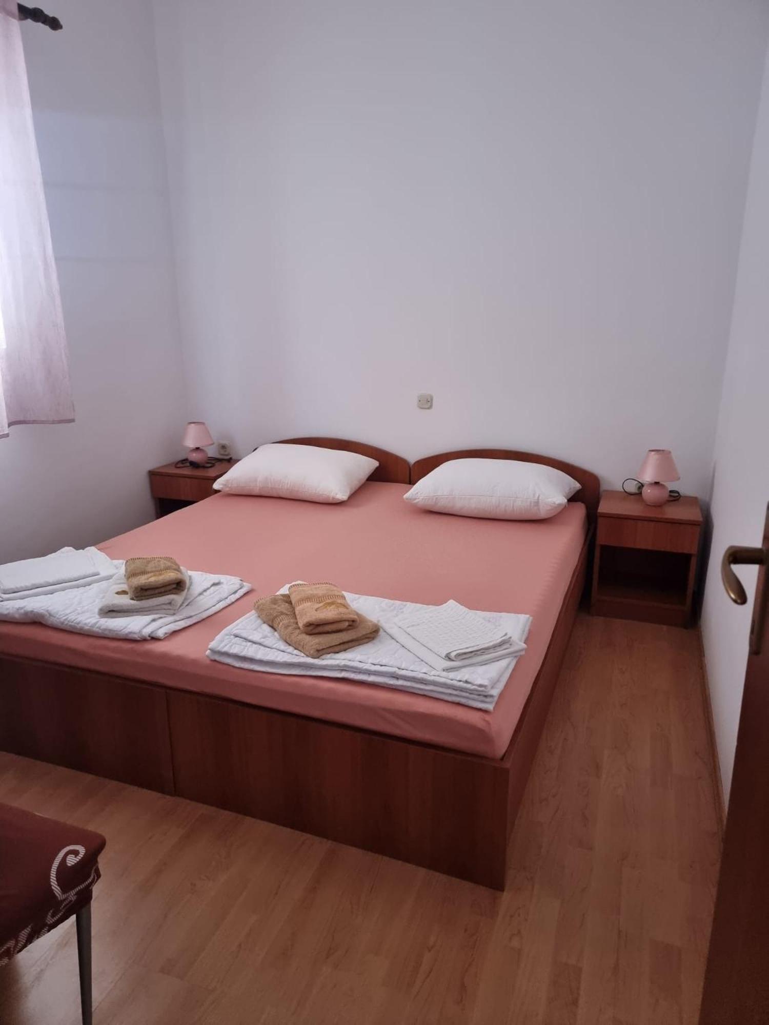 Apartmani Marija Kolan Bagian luar foto
